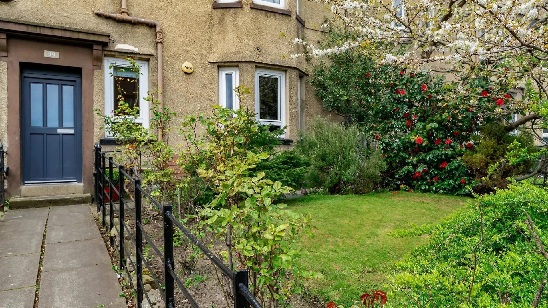 The Restalrig Apartment  Edinburgh